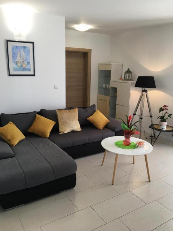 Luxury Apartment Cairos Trogir Exterior photo