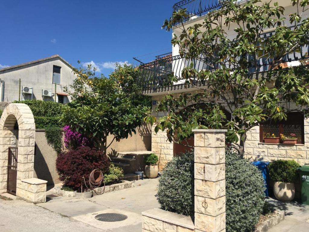 Luxury Apartment Cairos Trogir Exterior photo